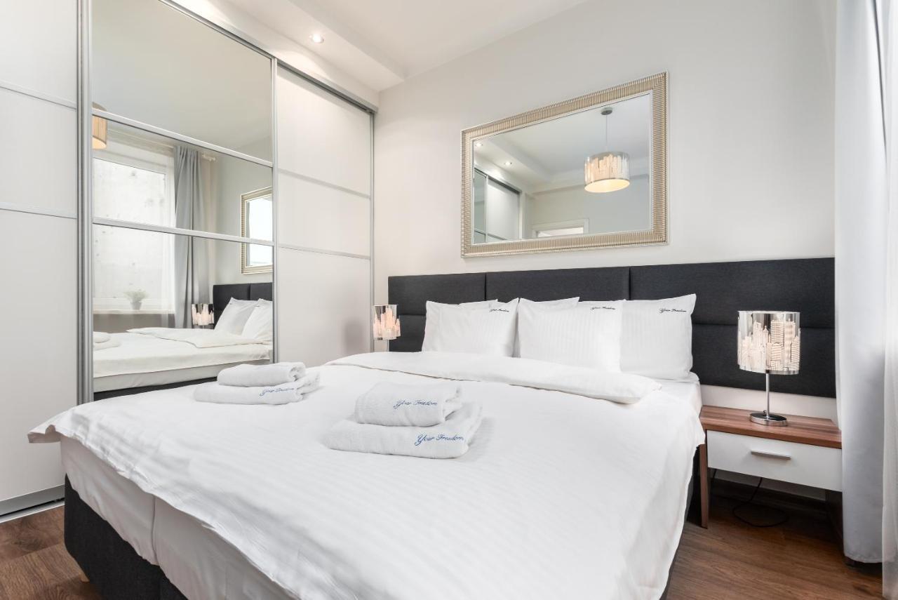 ורשה Apartament Chmielna By Your Freedom מראה חיצוני תמונה
