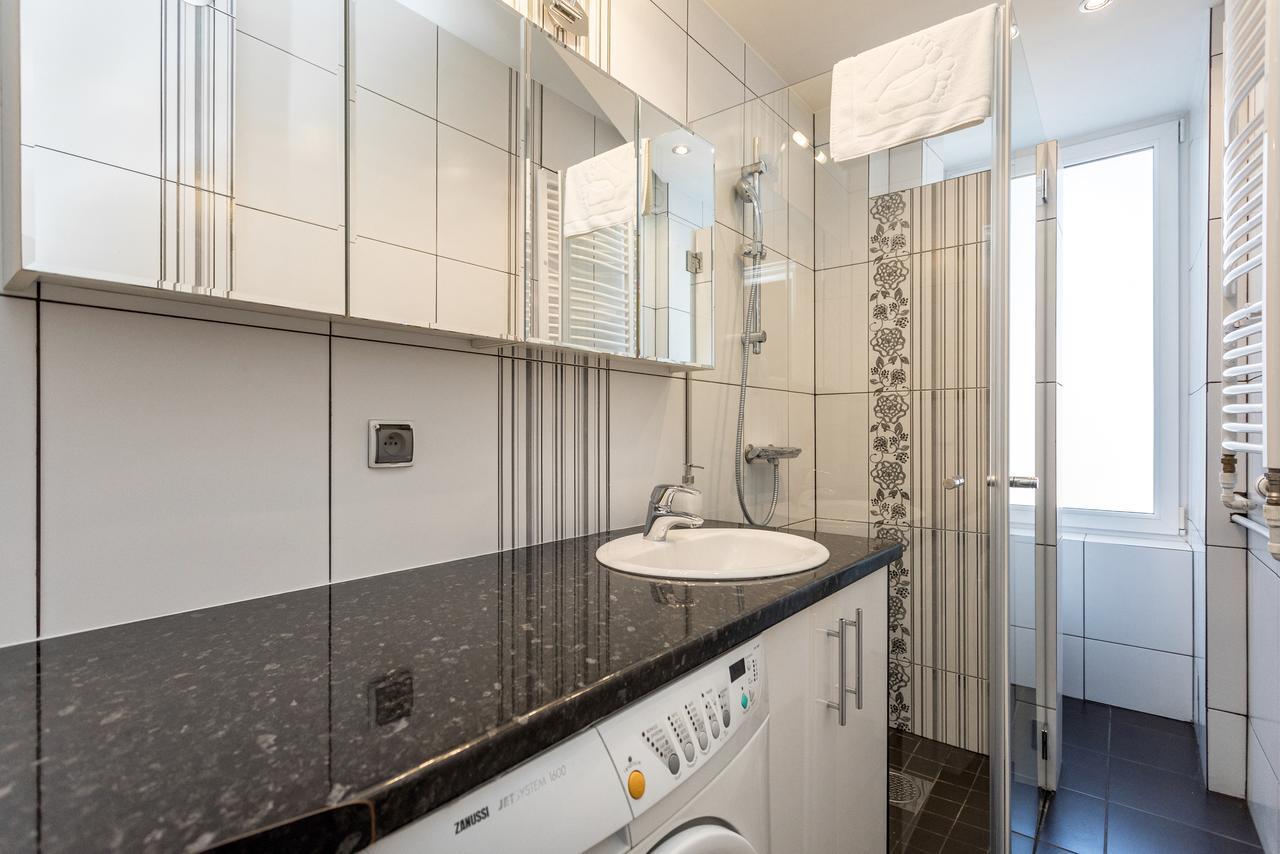 ורשה Apartament Chmielna By Your Freedom מראה חיצוני תמונה